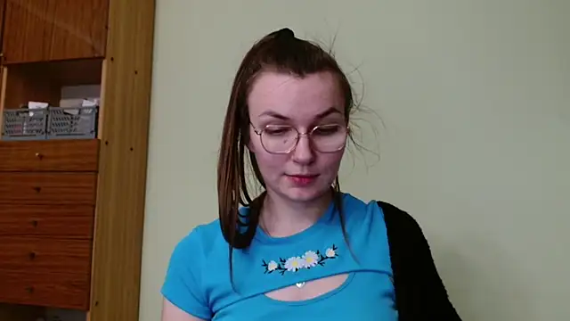 LooveELLYx online show from January 23, 2025, 6:35 pm