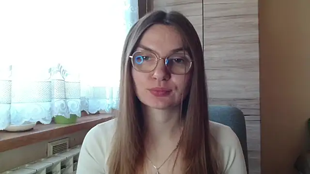 LooveELLYx online show from November 7, 2025, 7:41 am