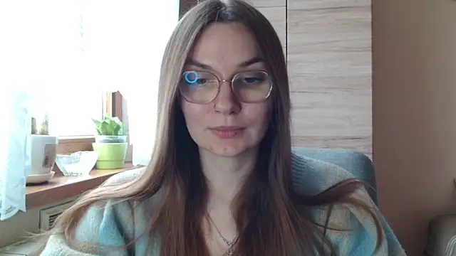 LooveELLYx online show from April 8, 2026, 1:33 pm