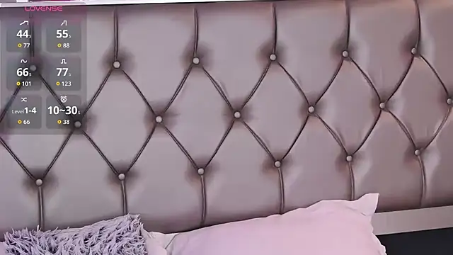 MayaHale online show from November 12, 2025, 12:16 pm