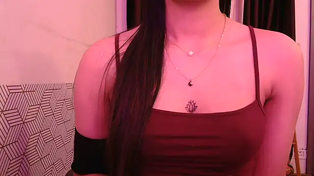 Snapshot of Tathiraa chatting on February 27, 2026, 7:36 pm Tathiraa online show from February 27, 2026, 7:36 pm