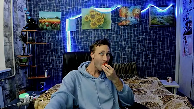 CuteBoy228 online show from December 13, 2025, 8:25 pm