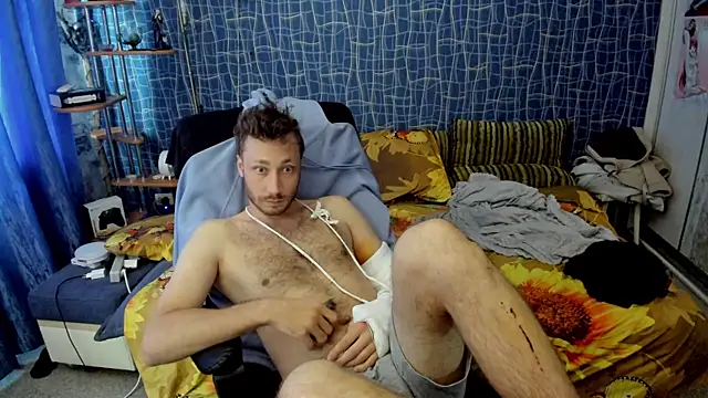 CuteBoy228 online show from May 28, 2026, 11:51 am