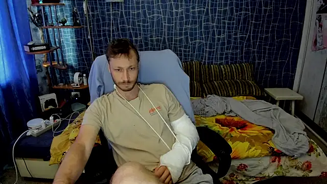 CuteBoy228 online show from May 31, 2026, 9:05 am