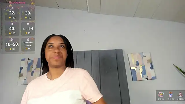 Snapshot of Sophia_Ebony chatting on March 17, 2026, 12:08 pm Sophia Ebony online show from March 17, 2026, 12:08 pm