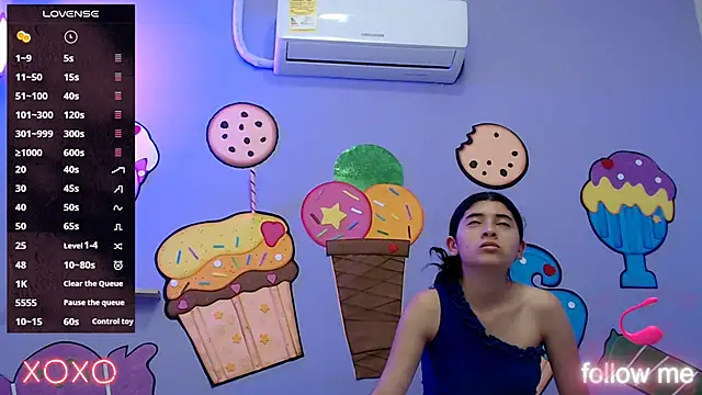 Snapshot of skinnykalitzo18 chatting on February 26, 2026, 1:32 pm skinnykalitzo18 online show from February 26, 2026, 1:32 pm