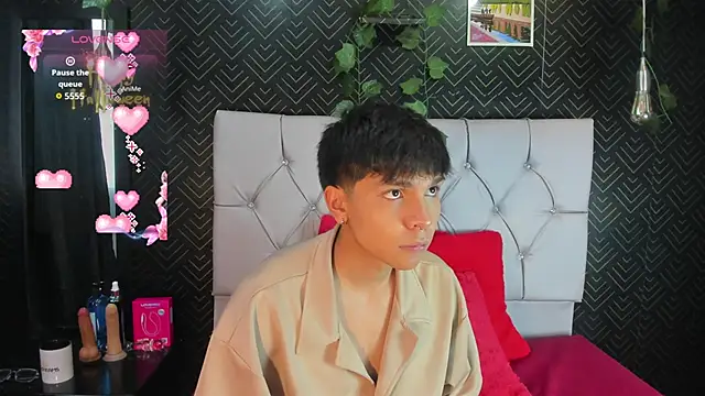 Thiago Kozak online show from October 17, 2025, 12:30 pm