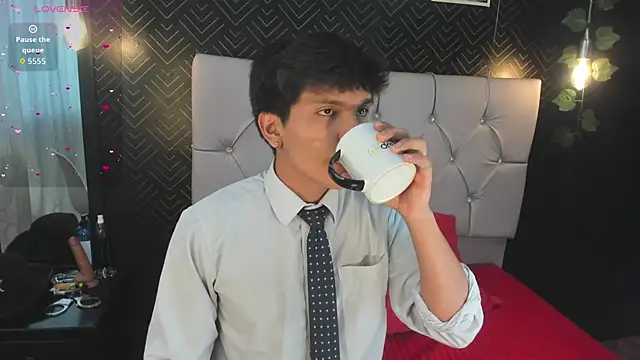 Thiago Kozak online show from November 12, 2025, 12:38 pm