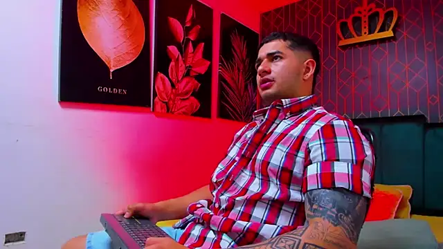 king falconer online show from September 10, 2025, 12:54 am