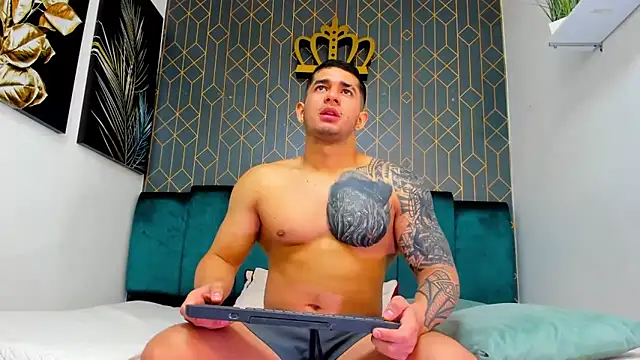 king falconer online show from September 27, 2025, 3:11 am