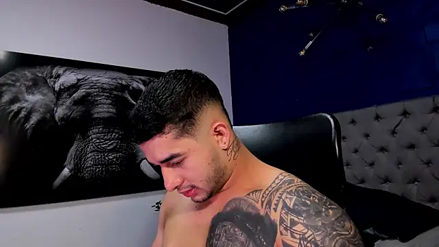 king falconer online show from December 19, 2025, 12:50 am