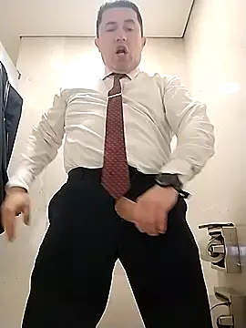 BigCristh79 online show from February 8, 2026, 1:36 pm