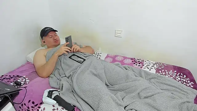 Snapshot of fuckynations chatting on March 1, 2025, 1:00 am fuckynations online show from March 1, 2025, 1:00 am