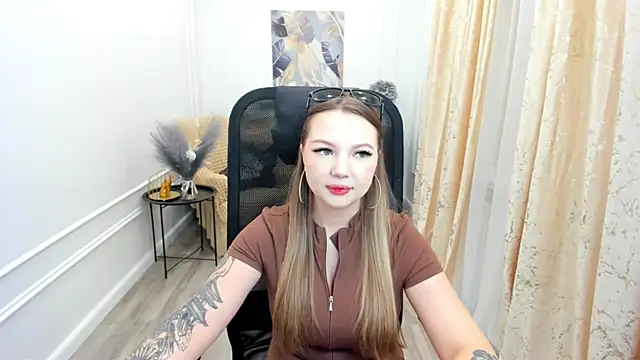 Snapshot of MariaRobinsone chatting on July 2, 2026, 11:38 am MariaRobinsone online show from July 2, 2026, 11:38 am