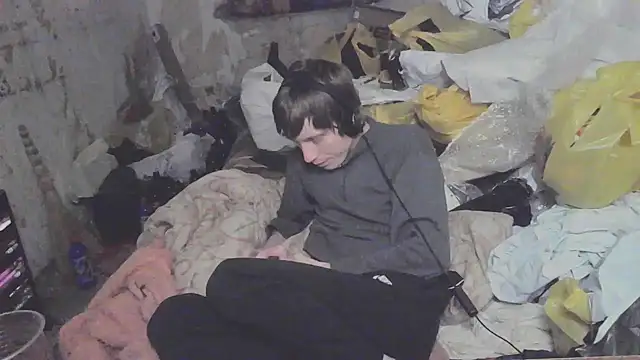 Snapshot of makarov1993 chatting on March 8, 2026, 7:06 pm makarov1993 online show from March 8, 2026, 7:06 pm