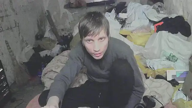 Snapshot of makarov1993 chatting on March 12, 2026, 11:22 pm makarov1993 online show from March 12, 2026, 11:22 pm