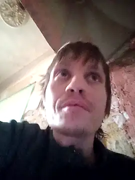 Snapshot of makarov1993 chatting on April 13, 2026, 10:10 am makarov1993 online show from April 13, 2026, 10:10 am
