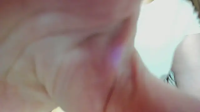 Chloee White online show from March 5, 2026, 10:11 am