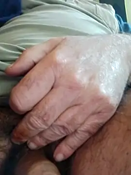 ozmilanoshow online show from November 28, 2025, 7:22 am