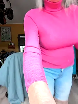 Snapshot of SexyKato001 chatting on October 24, 2025, 12:34 pm SexyKato001 online show from October 24, 2025, 12:34 pm