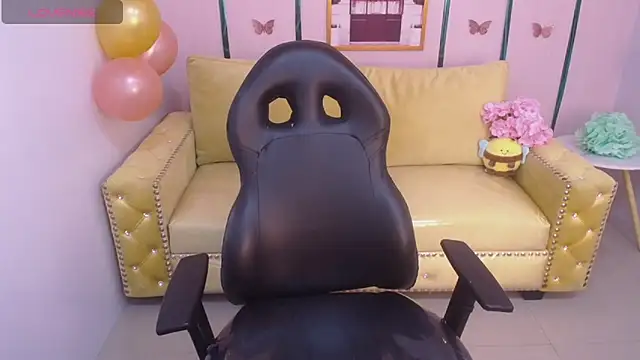 bellatrix ch online show from April 10, 2026, 1:05 pm