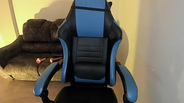 Snapshot of Scarbadgirl_ chatting on September 9, 2025, 3:50 am Scarbadgirl online show from September 9, 2025, 3:50 am