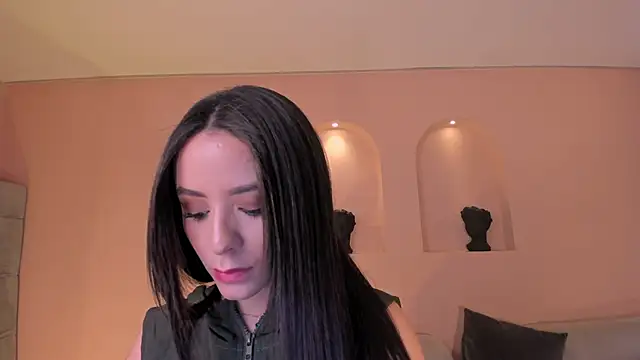 IsabellaMoreau online show from October 25, 2025, 8:03 pm