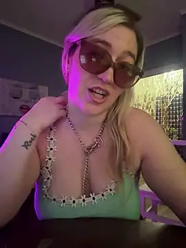 Granlady7 online show from January 11, 2026, 3:44 am