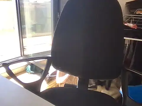 Snapshot of TomTop_11 chatting on September 23, 2025, 10:07 am TomTop 11 online show from September 23, 2025, 10:07 am