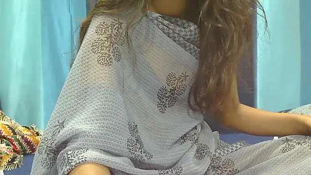 Snapshot of Aarti_misty71 chatting on January 7, 2026, 5:43 am Aarti misty71 online show from January 7, 2026, 5:43 am