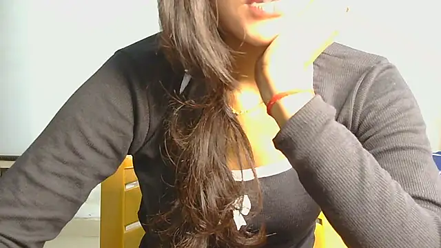 Aarti misty71 online show from March 27, 2026, 8:48 am