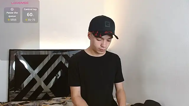 mike lawford  online show from May 18, 2026, 10:04 pm