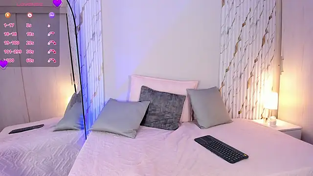 MissVioleet  online show from October 9, 2025, 5:22 pm