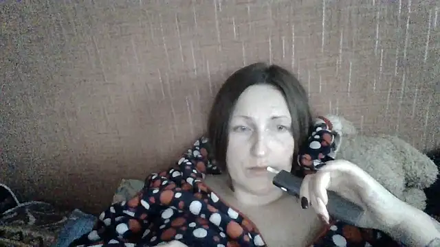 Snapshot of AllaSowinskaya chatting on February 6, 2026, 9:45 am AllaSowinskaya online show from February 6, 2026, 9:45 am