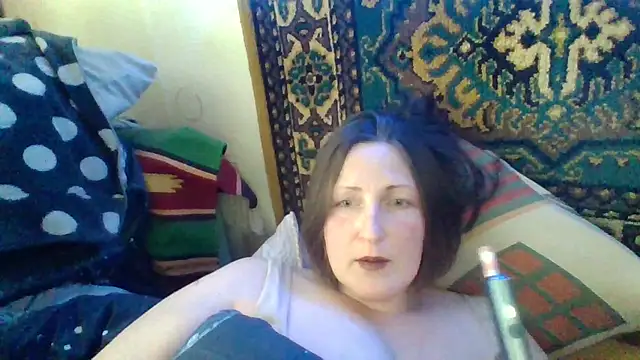 Snapshot of AllaSowinskaya chatting on February 19, 2026, 12:12 pm AllaSowinskaya online show from February 19, 2026, 12:12 pm