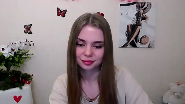 Snapshot of OceanicDawn chatting on May 3, 2026, 6:52 am OceanicDawn online show from May 3, 2026, 6:52 am