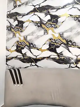 Hiroshi Shen online show from December 18, 2025, 11:16 am