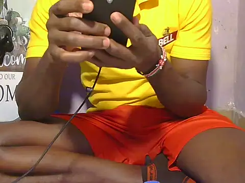 Snapshot of AfricanDickza chatting on September 17, 2025, 8:21 pm AfricanDickza online show from September 17, 2025, 8:21 pm