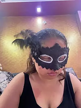 Snapshot of Iampriyaaa15 chatting on July 8, 2026, 6:40 am Iampriyaaa15 online show from July 8, 2026, 6:40 am