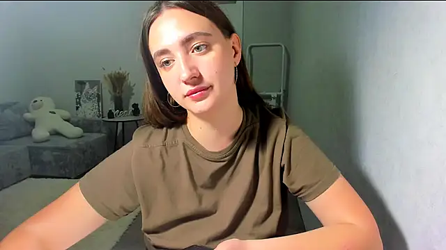 Wise Bunny online show from May 23, 2026, 7:29 pm