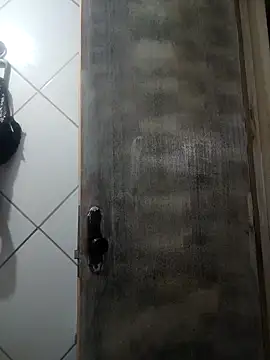 brasileirinha timida online show from April 7, 2026, 3:29 am