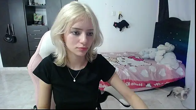 Snapshot of Elizabeth_rose02 chatting on November 11, 2025, 3:06 am Elizabeth rose02 online show from November 11, 2025, 3:06 am