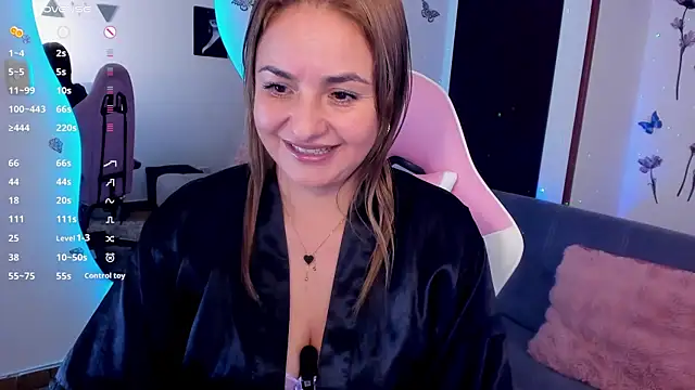 Snapshot of luciamature_ chatting on September 25, 2025, 9:29 pm luciamature online show from September 25, 2025, 9:29 pm