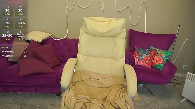 BellaLaPetit online show from October 29, 2025, 2:25 am