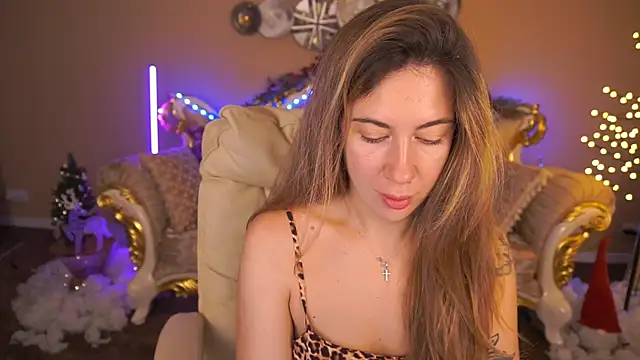 KateShanny online show from December 19, 2025, 7:04 am