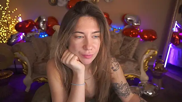 KateShanny online show from February 16, 2026, 6:53 am