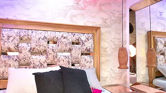 ZOLEY WATSON online show from February 27, 2026, 3:06 am