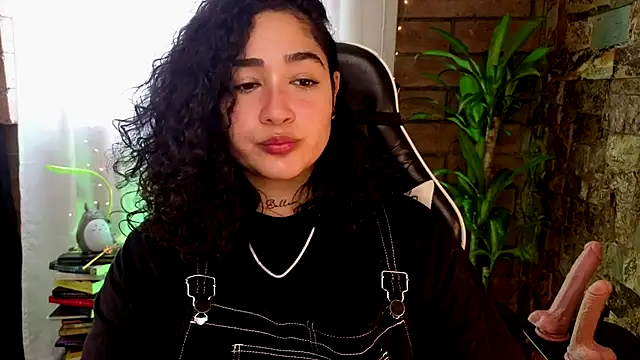 Snapshot of _kat_1995 chatting on September 12, 2025, 7:03 pm kat 1995 online show from September 12, 2025, 7:03 pm