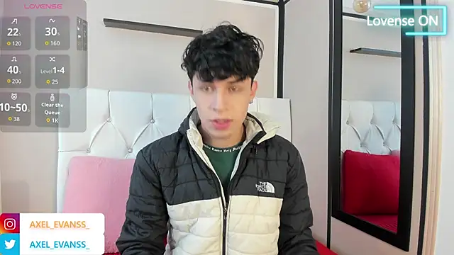 Axel  Evans online show from September 26, 2025, 12:20 pm