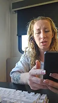 Snapshot of bmorganne420 chatting on January 11, 2026, 9:20 pm bmorganne420 online show from January 11, 2026, 9:20 pm